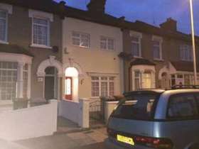 2 bedroom Detached f...